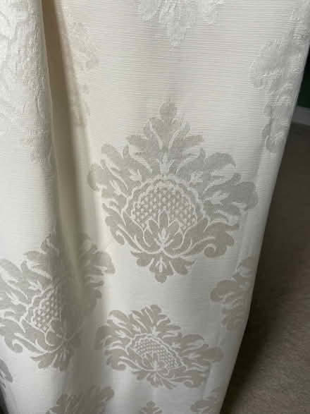Photo of free Pair of double width cream curtains (Bicester Fringford OX27) #2