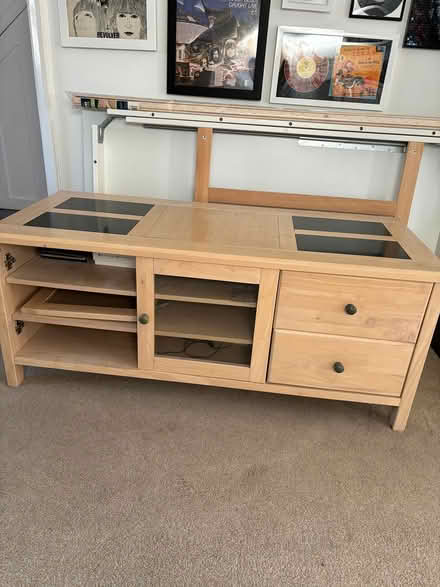 Photo of free Television unit (Croydon CR2) #1