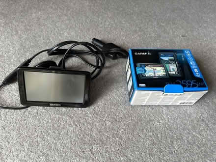Photo of free Garmin sat nav (Park Hill, Croydon, CR0) #1