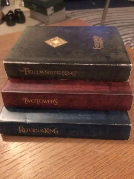 Photo of free DVDs Lord of the rings trilogy (Toot Hill CM5) #1