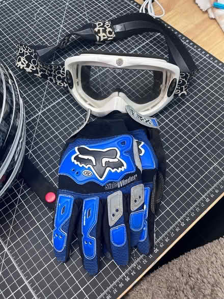 Photo of free Motorcycle helmet and gloves (Walnut Creek) #4