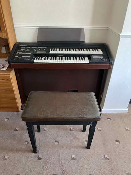 Photo of free Electone HC-4W electric organ (B90 2QP) #2
