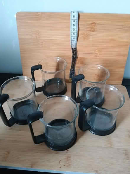 Photo of free Tea/coffee pot with 6 cups (E20, Stratford) #2