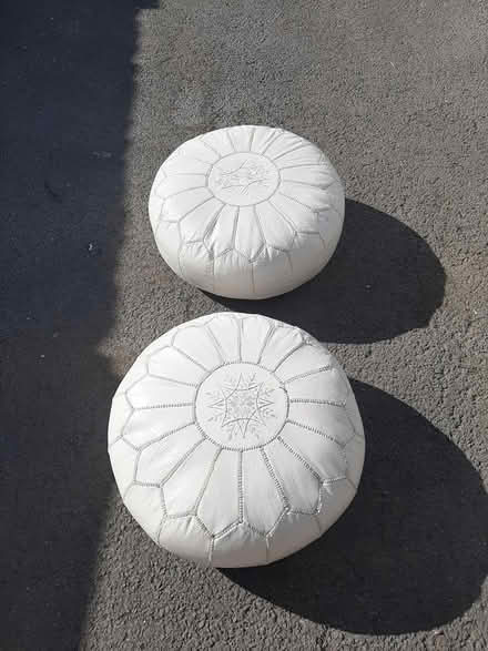 Photo of free 2 pouffe's (Woolston) #2