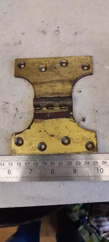 Photo of free Large heavy duty brass hinges (Pershore, WR10) #2