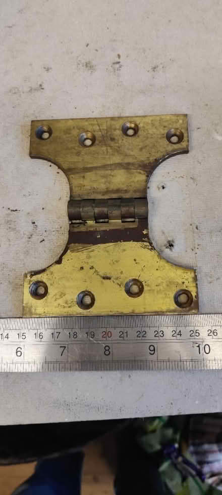 Photo of free Large heavy duty brass hinges (Pershore, WR10) #2