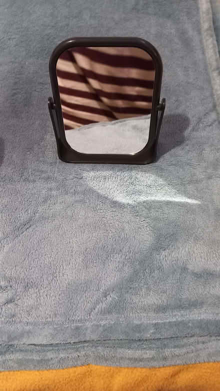 Photo of free Mirror. (Queenstown FY1) #2