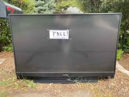 Photo of free 60” projection tv (Lakewood, CO) #1