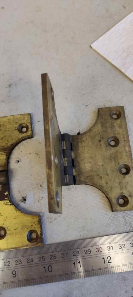 Photo of free Large heavy duty brass hinges (Pershore, WR10) #4