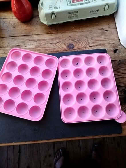 Photo of free Pop cake mould (High Town LU2) #1