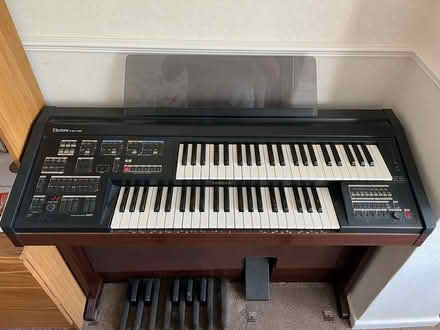 Photo of free Electone HC-4W electric organ (B90 2QP) #1