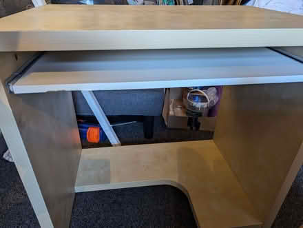 Photo of free Desk (The Highlands TN39) #1
