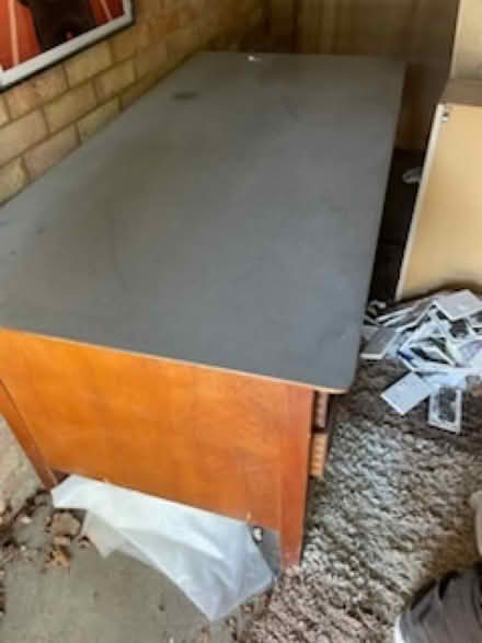 Photo of free Desk with drawers (Clapham SW4) #4