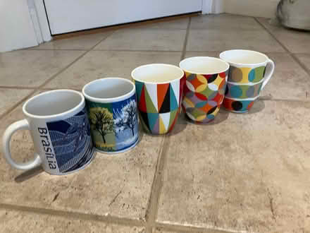 Photo of free 5 Colourful mugs (Castlefrank) #1