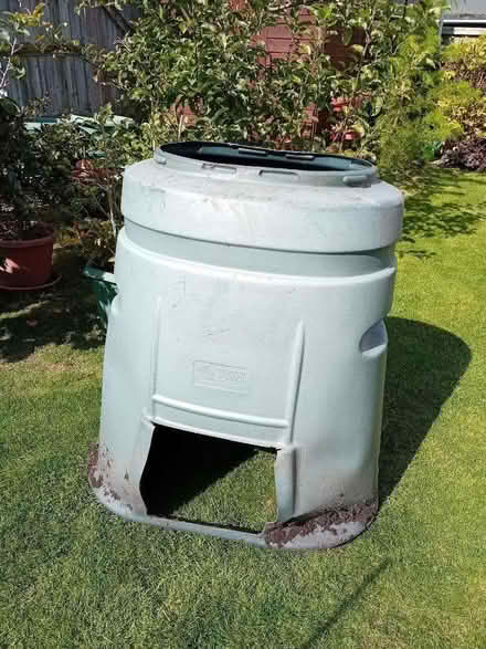 Photo of free Compost bin (Grove OX12) #1