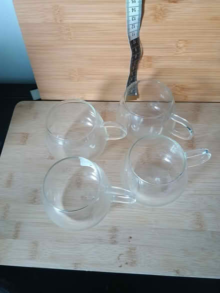 Photo of free Glass pot with 4 cups (E20, Stratford) #4