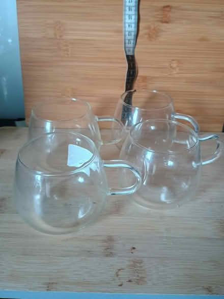 Photo of free Glass pot with 4 cups (E20, Stratford) #3