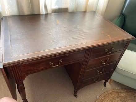 Photo of free Desk (Donington Le Heath LE67) #1