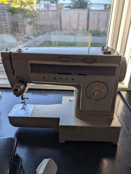 Photo of free Singer electric sewing machine (Jordanthorpe S8) #1