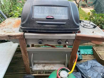 Photo of free Barbeque (Carpenders park WD19) #1