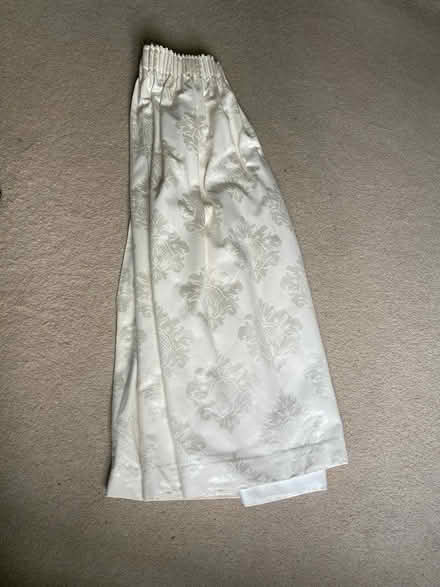 Photo of free Pair of double width cream curtains (Bicester Fringford OX27) #1