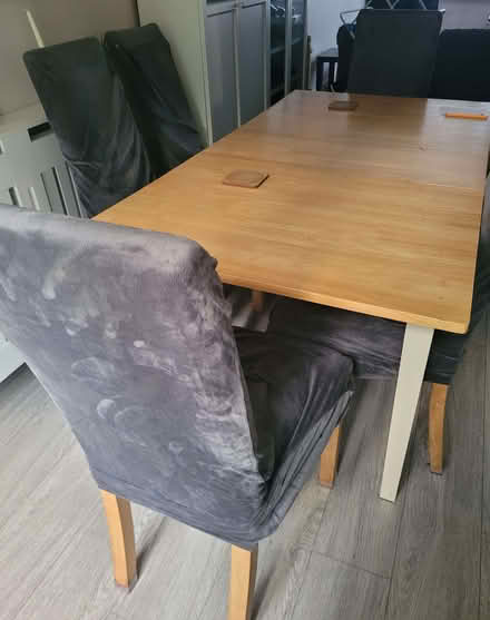 Photo of free Extendable dining table and six chairs (Fort Pitt ME1) #2