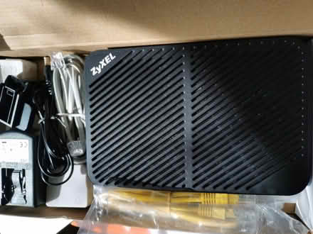 Photo of free ZyXel wireless router (Menzieshill DD2) #2