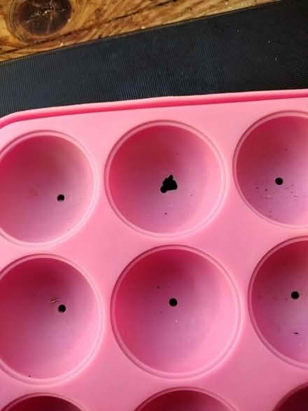 Photo of free Pop cake mould (High Town LU2) #2