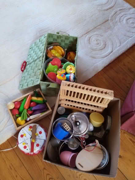 Photo of free Play kitchen (Wheatley OX33) #2