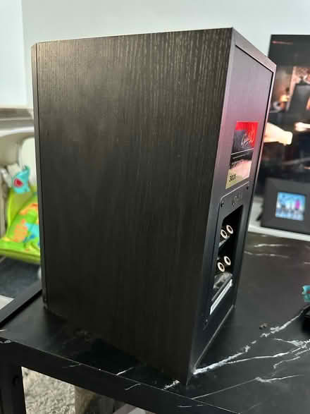 Photo of free Gale single speaker (N16 8SW) #3