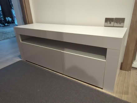 Photo of free TV stand (KT7) #1