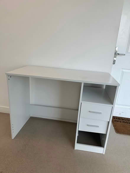Photo of free White office table (E6) #1