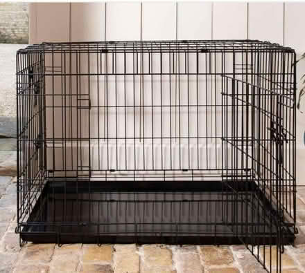 Photo of Dog crate medium (Malvern Hills WR14) #1