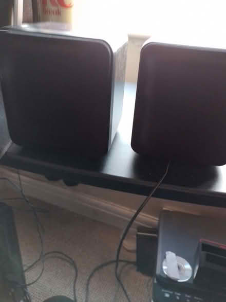 Photo of free Pair of black Polaroid brand speakers (Leeds LS28) #1