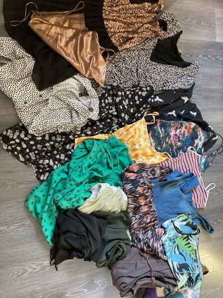 Photo of free Mixed bag of woman’s clothes (South Ockendon RM15) #1