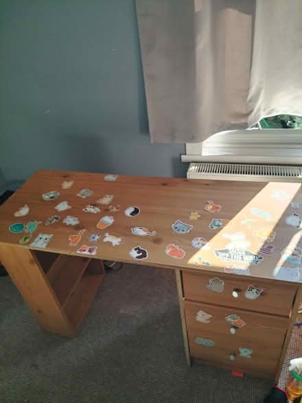 Photo of free Office desk (Hartington Road BN2) #3