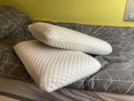 Photo of free Memory Foam Pillows/Cushions + Leg Wedge (Mill Hill, The Broadway NW7) #4