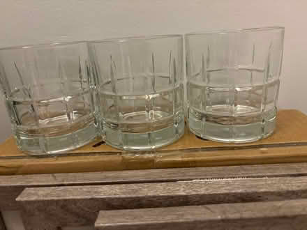 Photo of free 3X drinking glasses picture frames (W. 72nd St., NY,NY 10023) #2