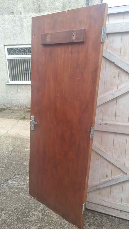 Photo of free Heavy duty fire door with lock. As seen! (Byfleet KT14) #2