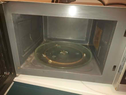 Photo of free Old but serviceable microwave (Walton Manor OX2) #2