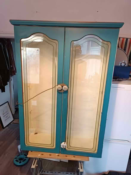 Photo of free Wall Mount Display Cabinet (Sheffield S8) #3