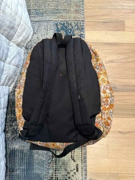 Photo of free vans kids backpack (Flatiron) #3