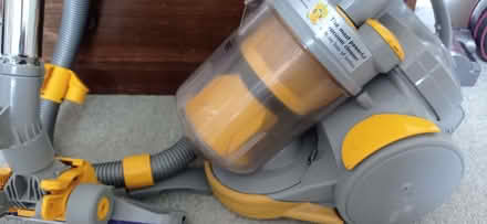 Photo of free Non working, but potentially repairable, Dyson vacuum (Hamsey Green CR6) #2