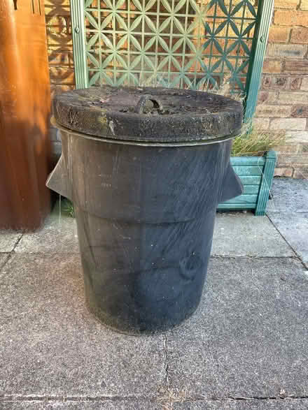 Photo of free Dustbin (ST6) #1