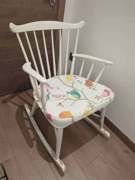 Photo of free Rocking/ nursing chair (KT7) #2