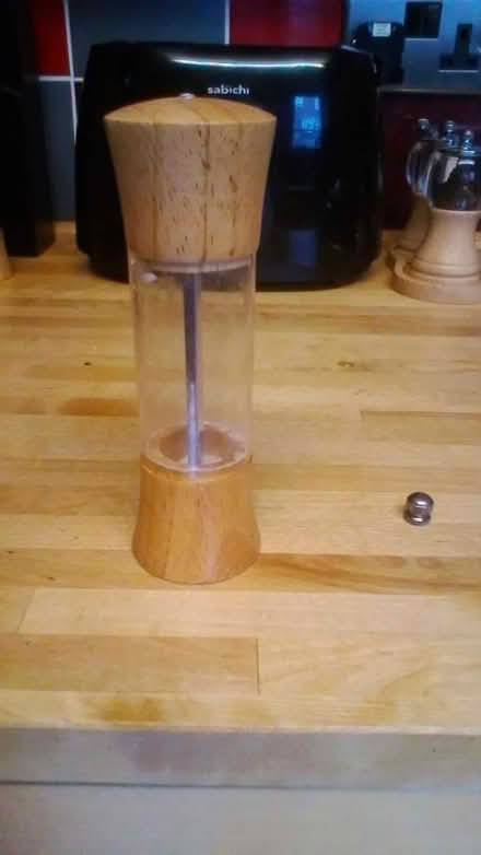 Photo of free Broken Salt/Pepper Grinder (Saint Thomas Ward EX2) #1