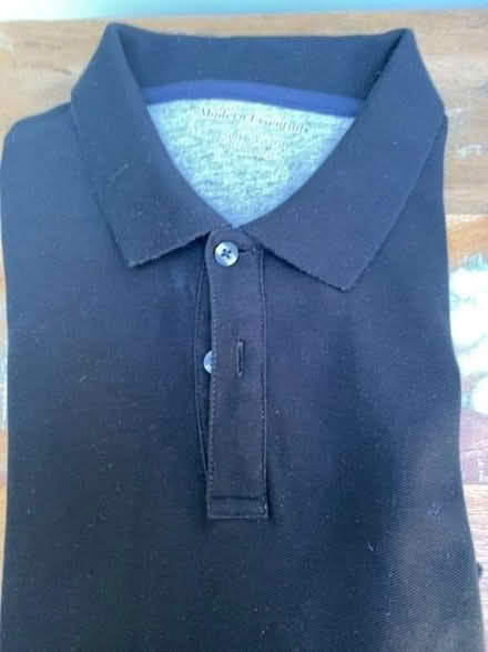 Photo of free Men’s polo shirts, t-shirts & shirts (Stockland Green B23) #4