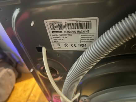 Photo of free BROKEN Samsung washing machine (Aldgate E1) #2
