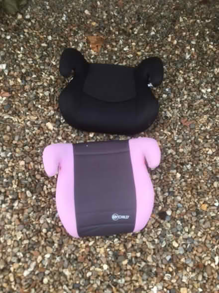 Photo of free Child booster seats (Harpenden AL5) #1