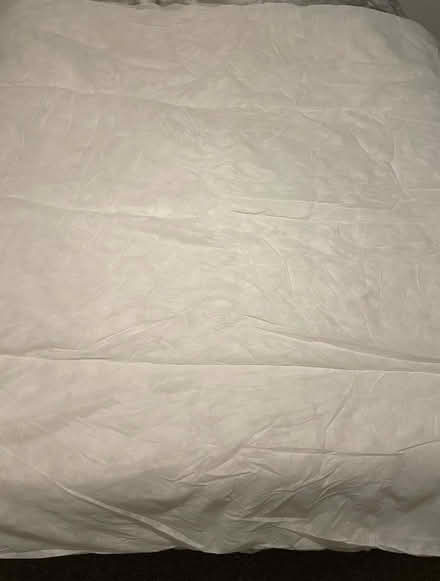 Photo of free Double 13.5 Tog Duvet (E1) #4